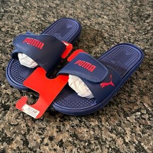 Puma Navy slides NWT 10